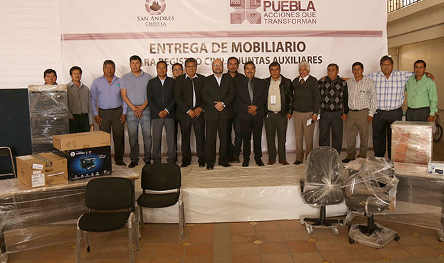 Entregan Registro Civil a comunidades de San Pedro y San Andrés Cholula