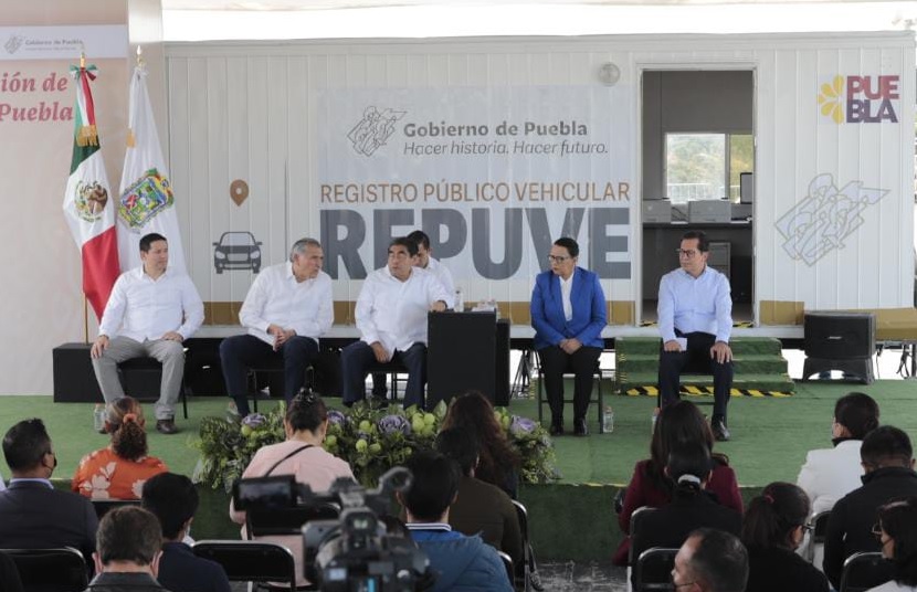 Inauguran módulo para regularizar autos ‘chocolate’ en Puebla
