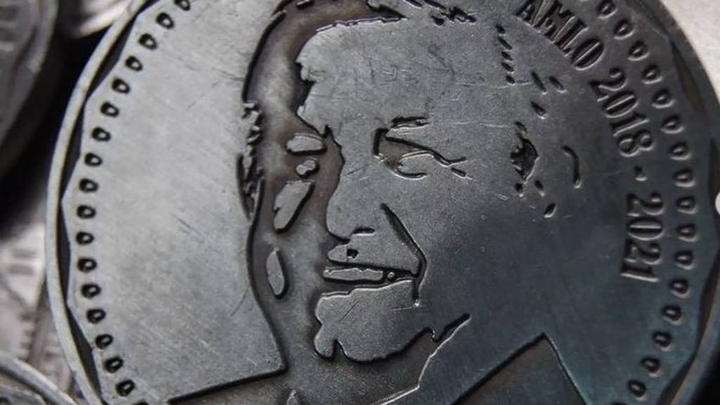 AMLO no es monedita de oro, es de níquel