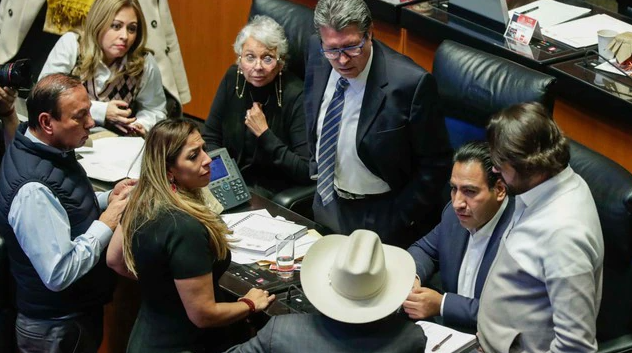 Lo de Ricardo Monreal es fidelidad a la Constitución