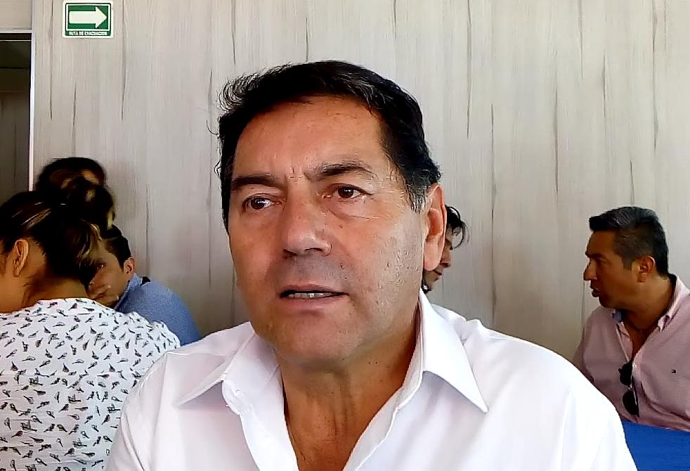 Continúa presión a alcaldes para apoyar a Barbosa: PRI
