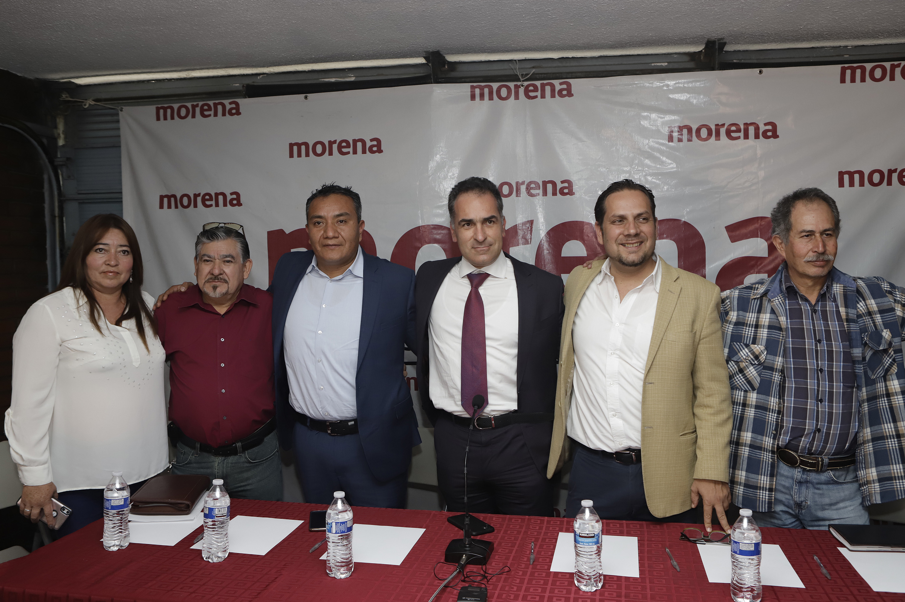 Morenistas crean bloque contra injerencia de gobiernos de su partido