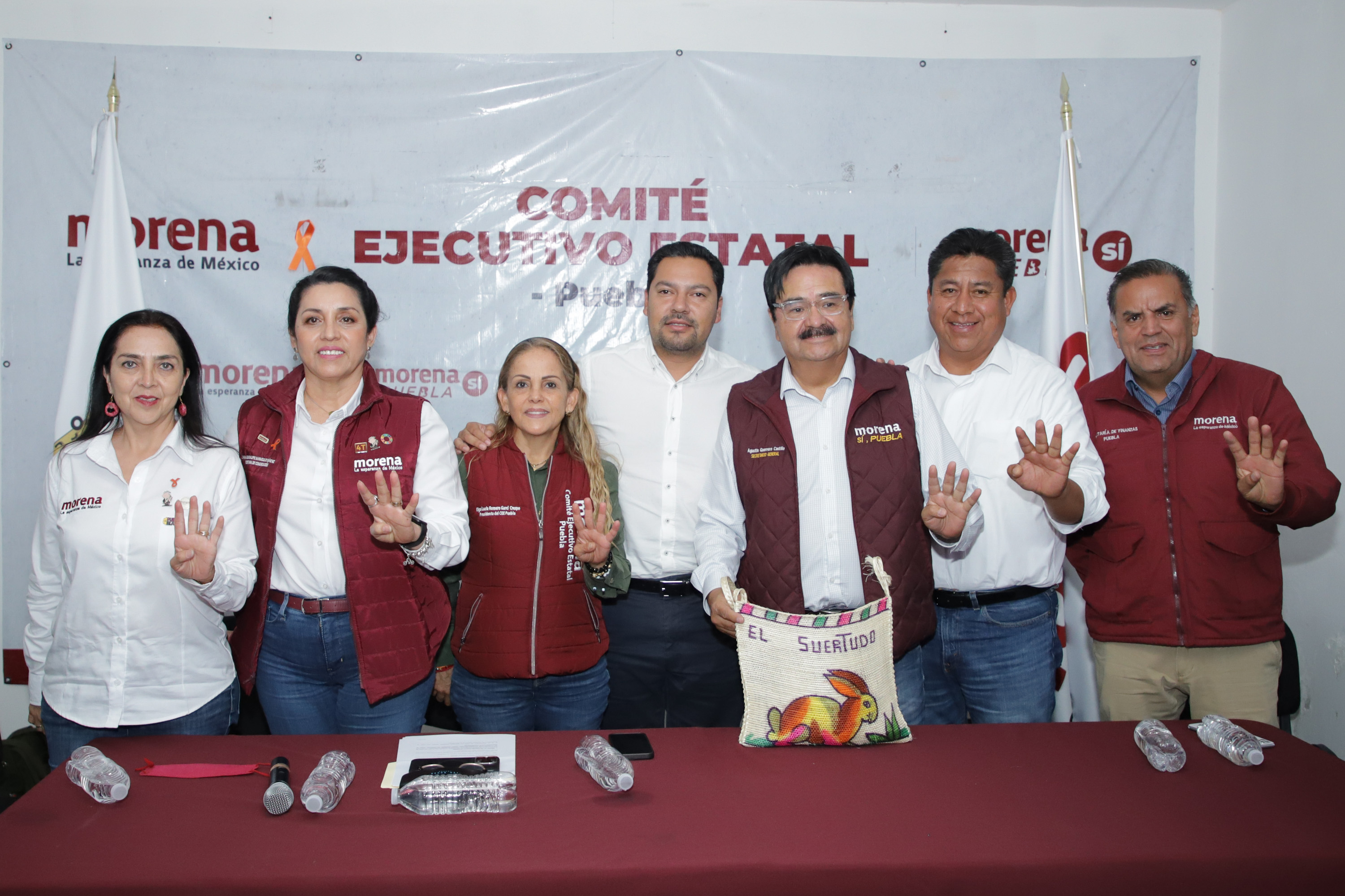 Consejo Estatal de Morena elegirá el sábado a encuestados en Puebla