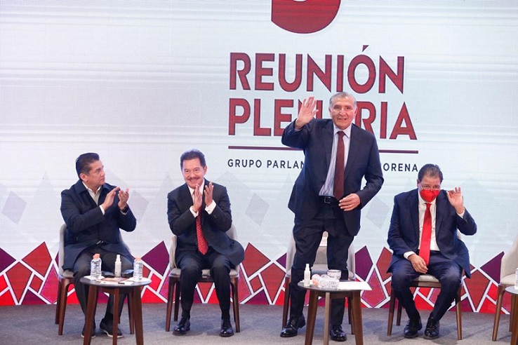 Gritan ‘presidente’ a Adán Augusto y ‘gobernador’ a Mier en reunión de Morena