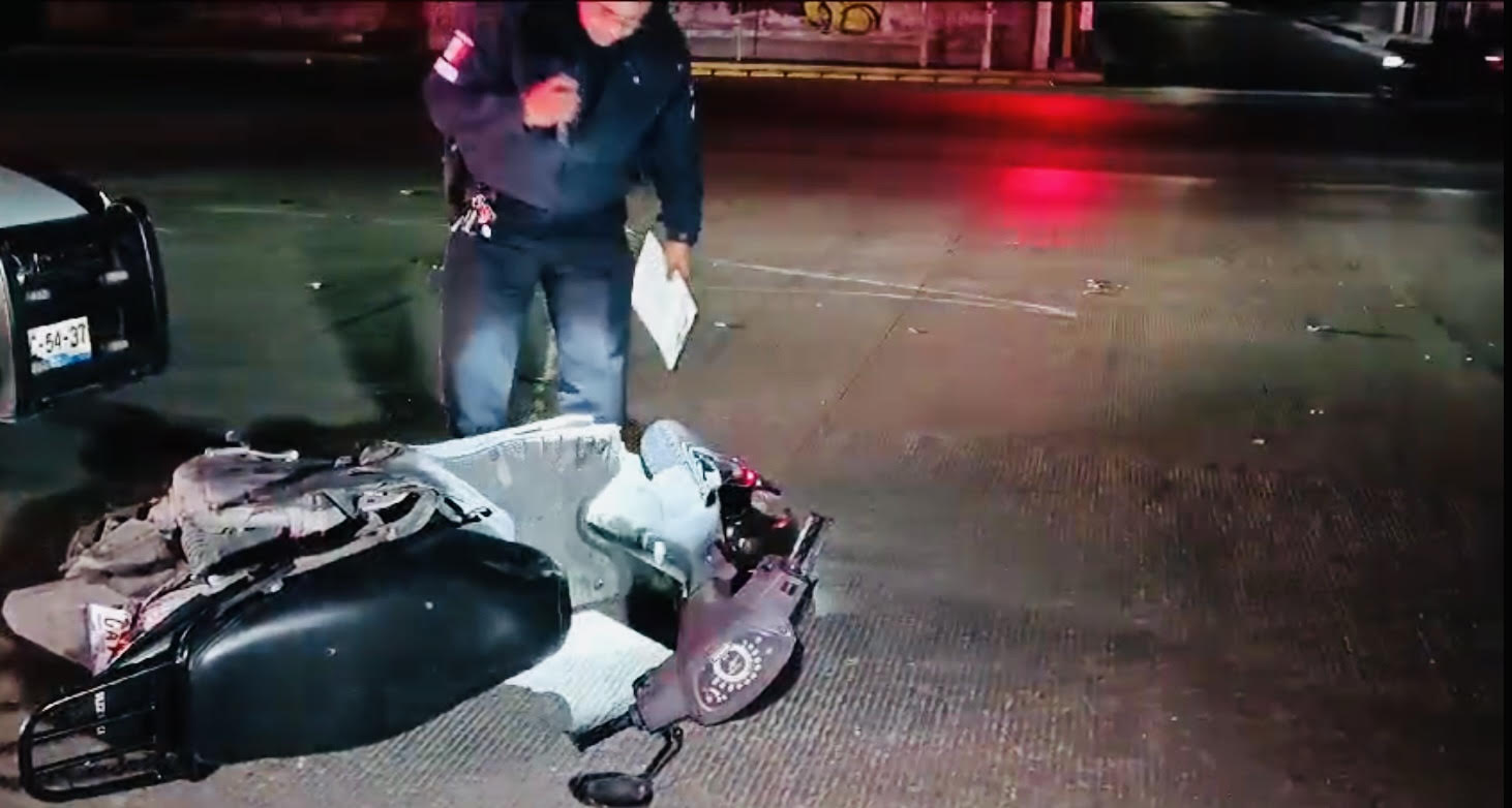 Ebrio se impacta contra motociclista y es detenido en Atlixco