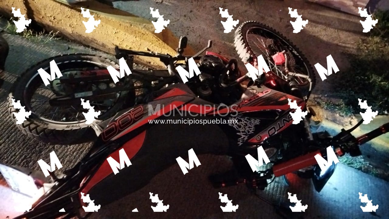 Fallece joven al derrapar su motocicleta en calles de San Salvador El Verde
