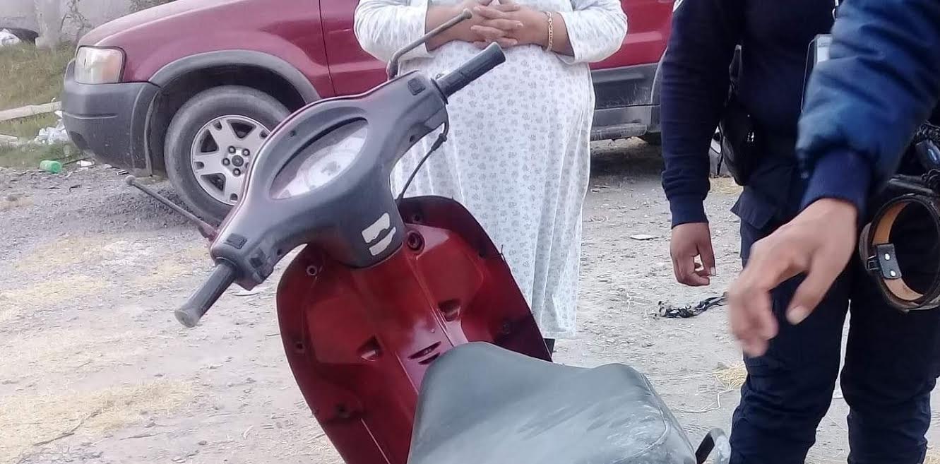 Abandona moto en casa que iba a saquear en los Reyes de Juárez
