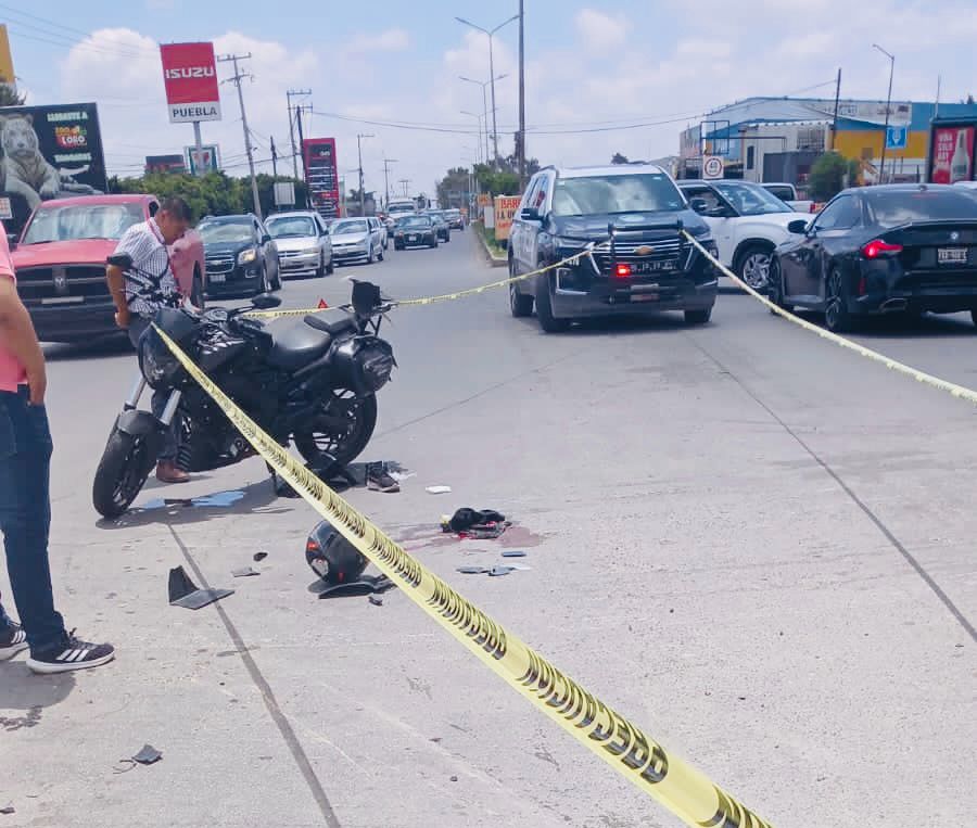 Motociclista queda gravemente herido en accidente sobre la carretera Atlixco-Puebla