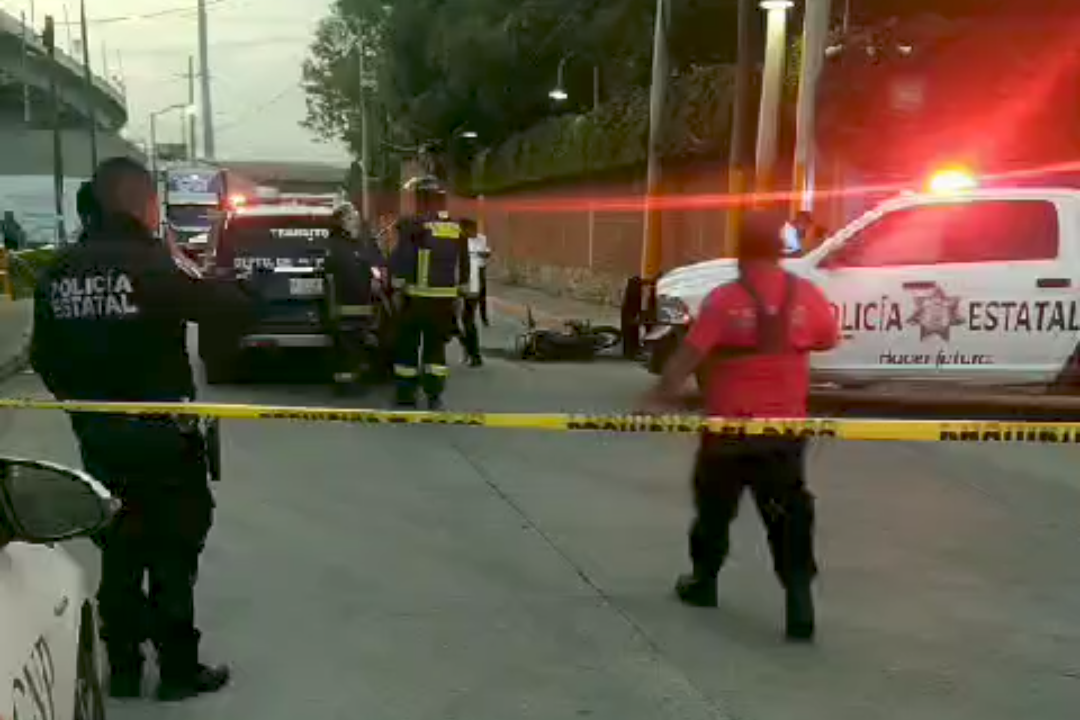 Muere motociclista en la Puebla-Orizaba, tras impacto con Mustang