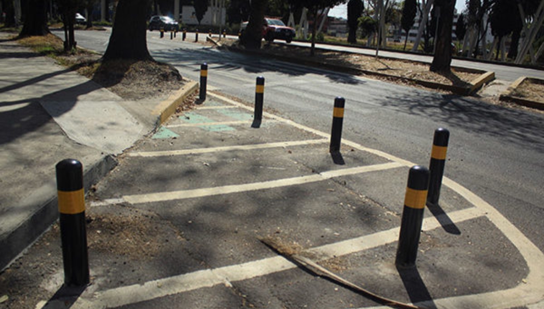 Para diciembre ayuntamiento retirará bolardos que no sirvan en las calles de la capital