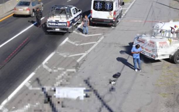 Fallece motociclista al chocar contra pipa en la México-Veracruz