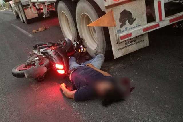 Aparatoso accidente en la carretera Izúcar de Matamoros-Cuautla Morelos