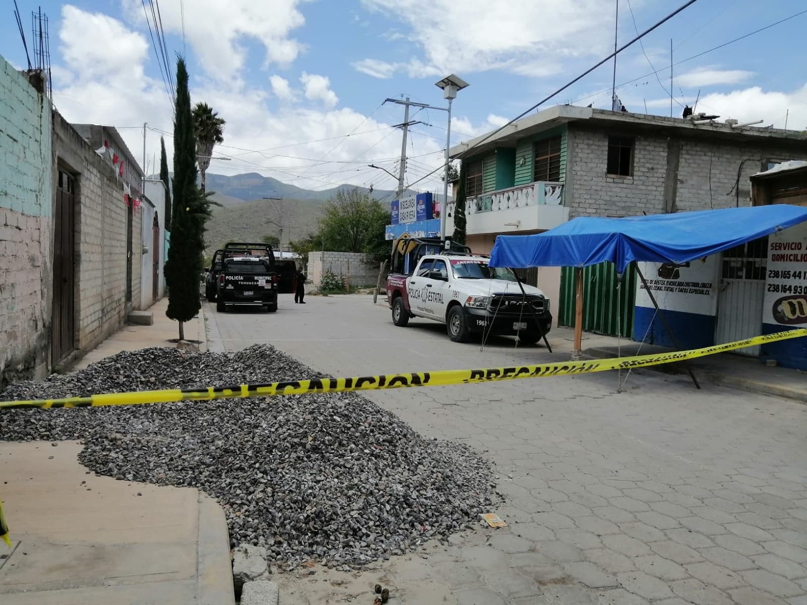 Localizan a hombre muerto en lote baldío en Tehuacán