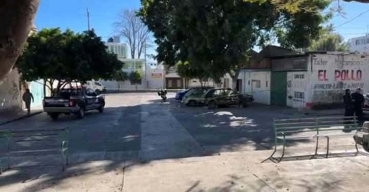 Localizan a abuelito sin vida en la vía pública en Tehuacán; murió de hipotermia