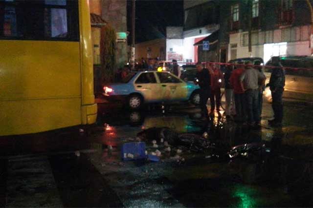 Mujer muere en Huejotzingo tras ser atropellada por camión de transporte público