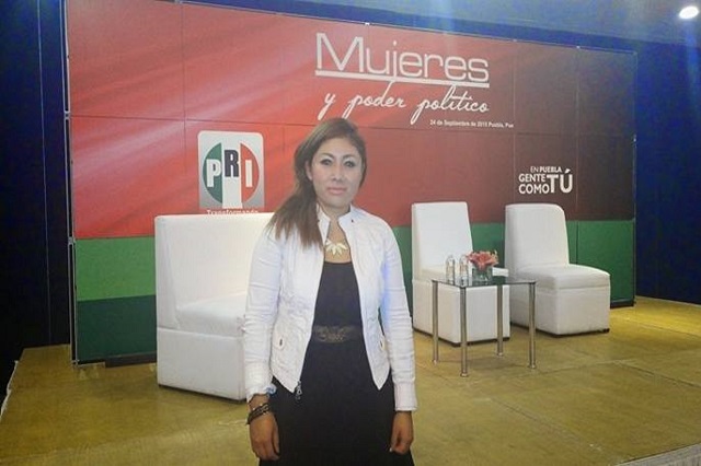 Nombran a Kenia Martínez como dirigente del PRI en Tehuitzingo