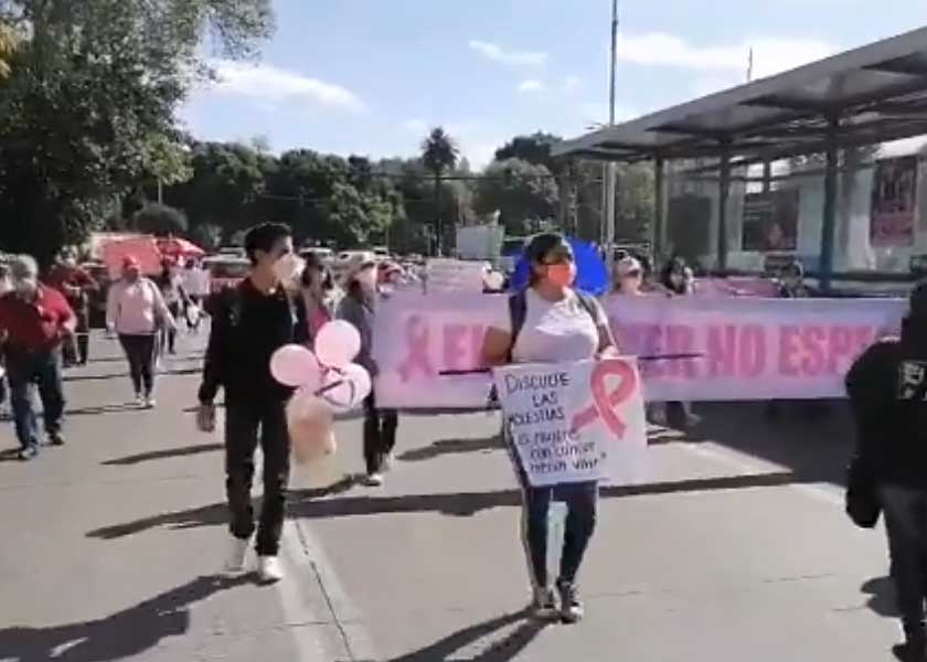Mujeres denuncian desabasto de medicamentos para cáncer en Puebla