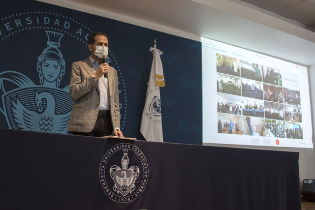 Esparza toma protesta a nuevos integrantes de los Consejos de Unidad Académica de la BUAP