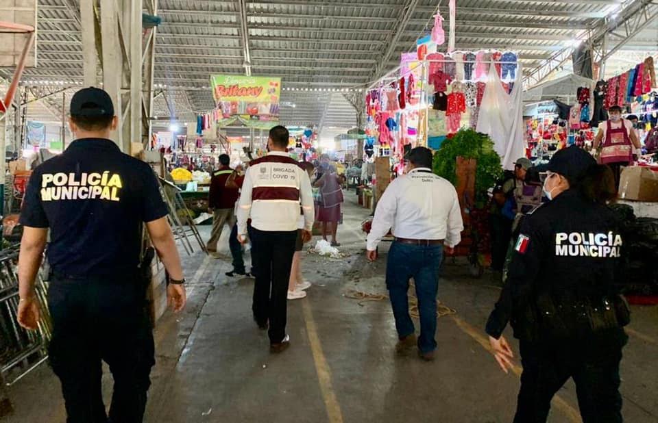 Realizan operativo Anticovid en el mercado La Purísima de Tehuacán