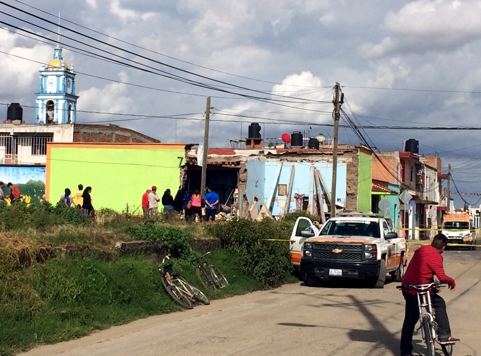 Fallece albañil aplastado por una barda en San Pedro Cholula