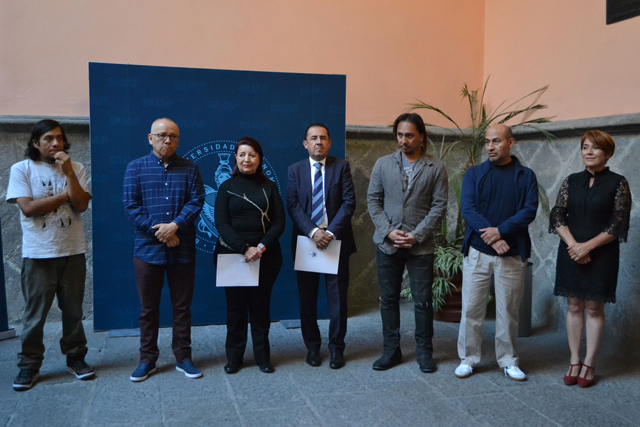 Inauguran la exposición Encuentros Fantásticos