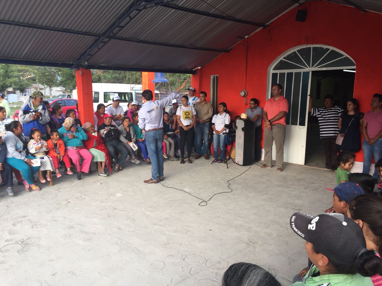 Critica Mier gastos innecesarios en el gobierno de Tecamachalco