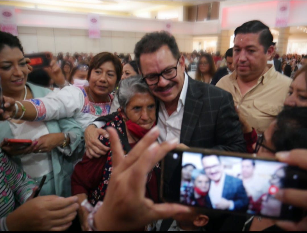 Vamos a construir una sociedad igualitaria que beneficie a las mujeres: Mier