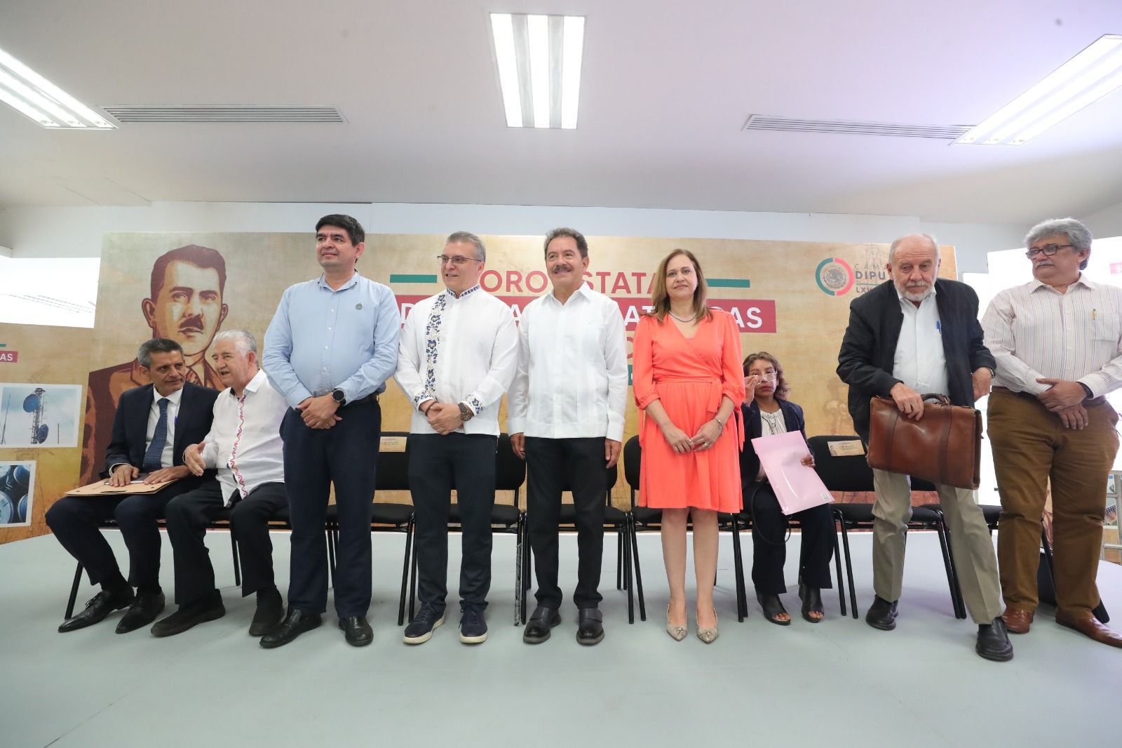 Asiste Nacho Mier a Foro Internet y CFE