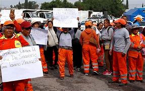 Naranjitas piden reinstalación de una compañera, en el ayuntamiento responden que violó el reglamento