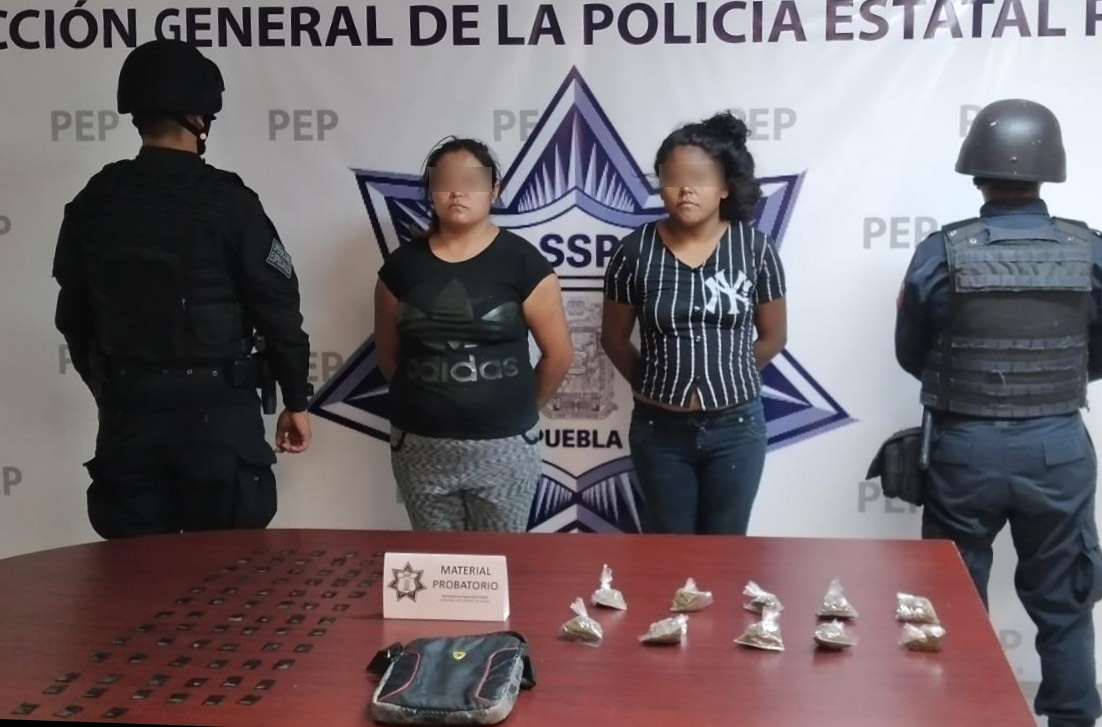 Caen narcovendedoras de La Tita con 86 dosis de droga en  Puebla