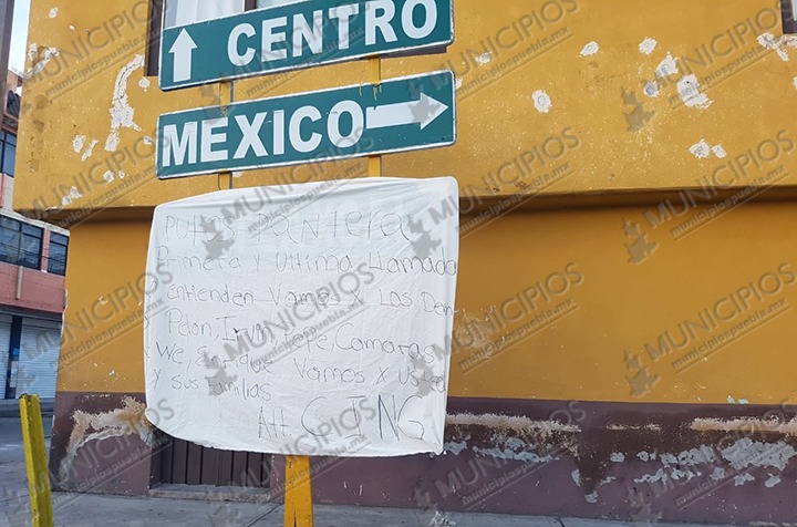 Cuelga CJNG narcomanta en Texmelucan