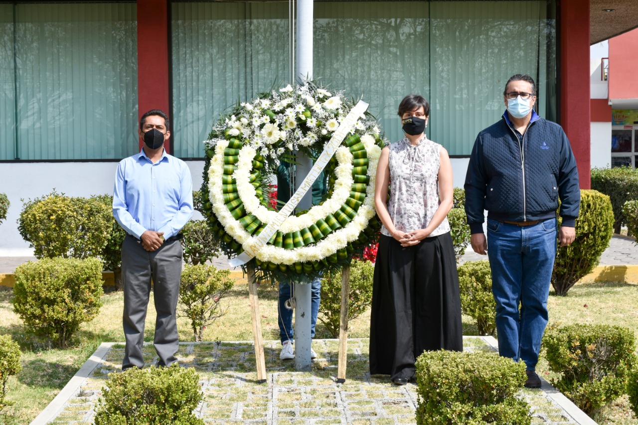 Gobierno de Texmelucan conmemora natalicio de Benito Juárez