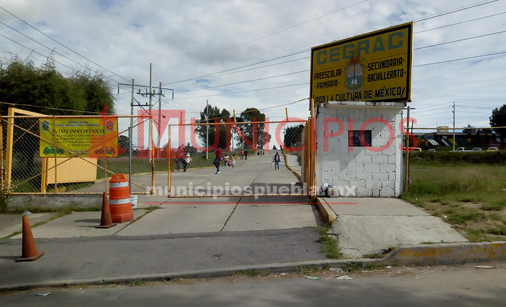 Menor golpea a compañera de escuela en Texmelucan 