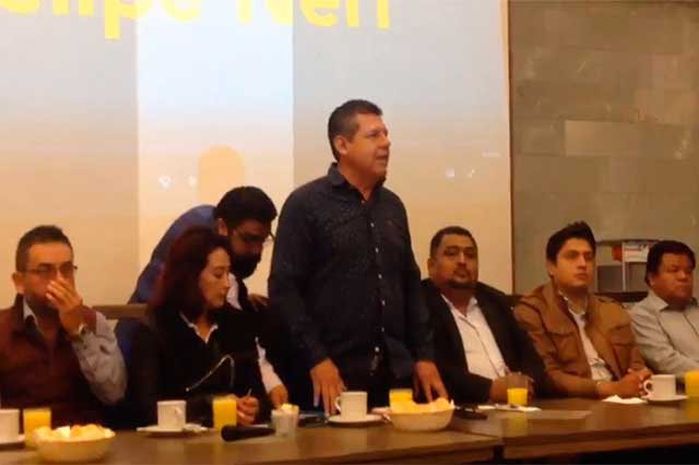 Felipe Neri busca candidatura a la alcaldía
