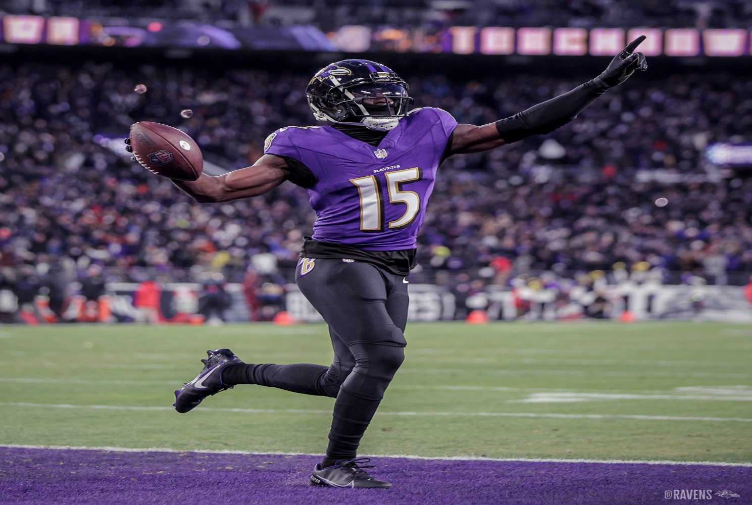 Cuervos vuelan a la final de la Americana