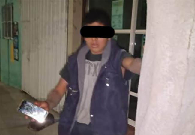 Adolescente de 14 años es detenido al intentar asaltar tienda en Tehuacán