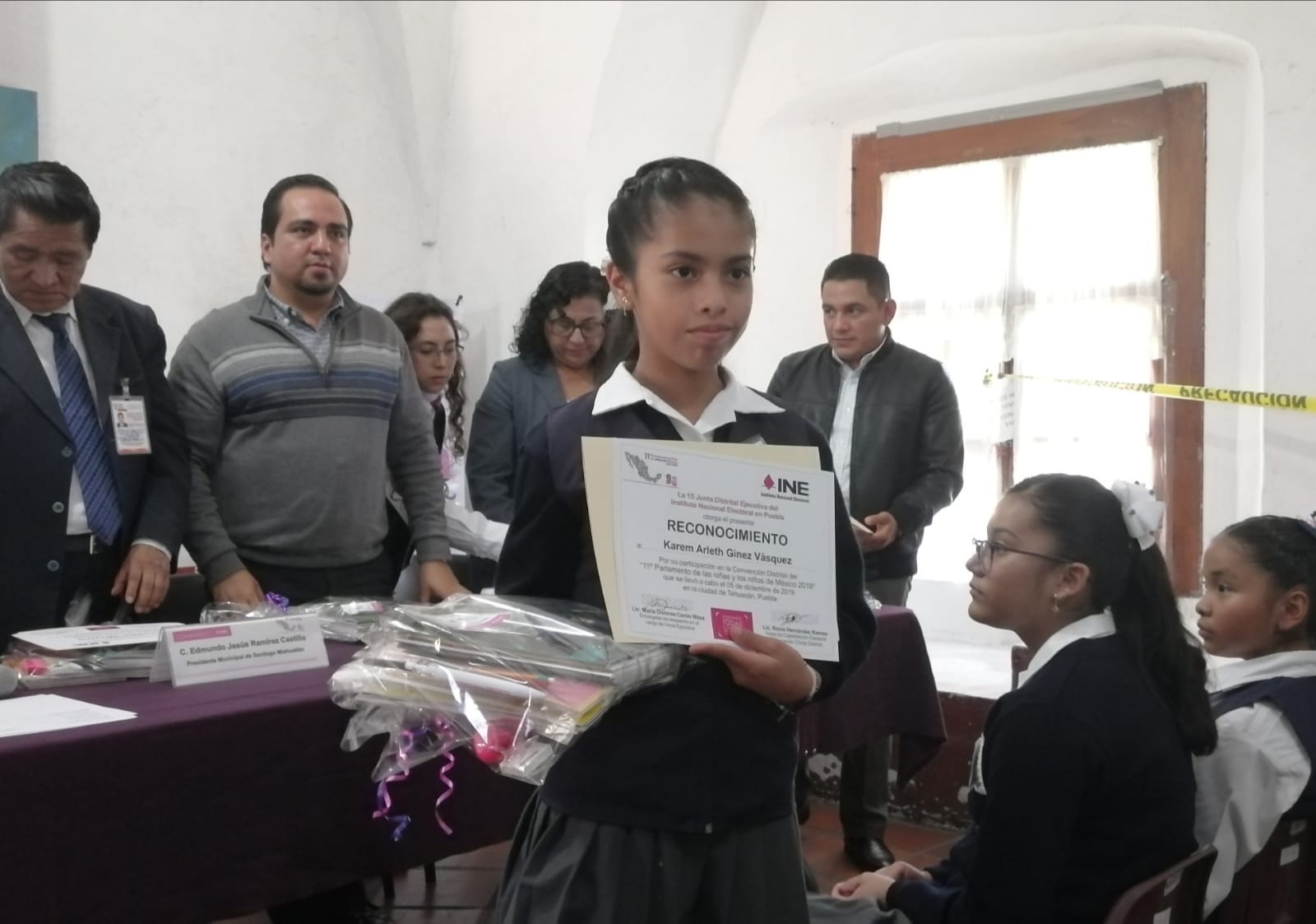 Participan dos de ocho municipios en parlamento infantil
