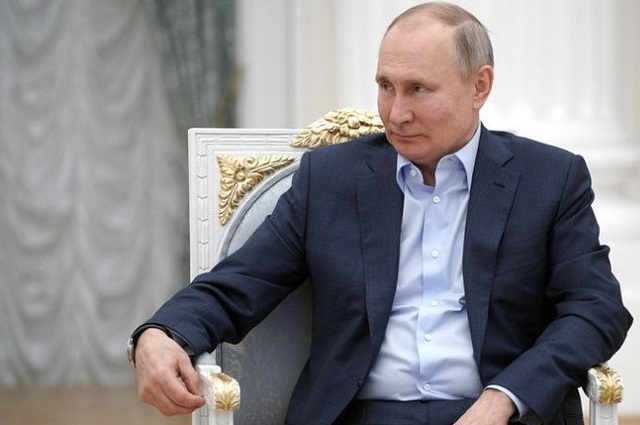 Vladimir Putin declara autonomía de dos regiones ucranianas