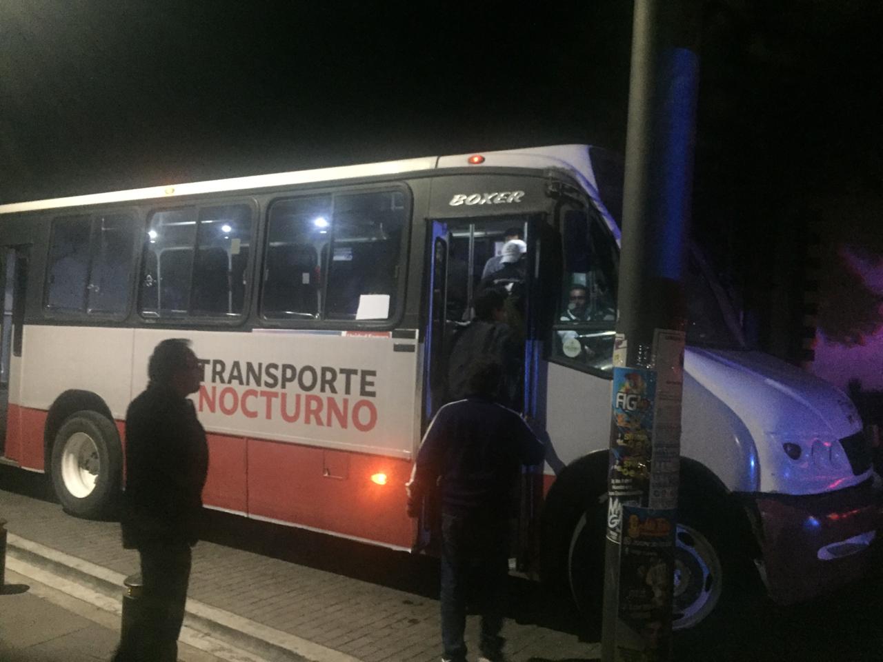 Reportan poca afluencia en primer día del transporte nocturno en Puebla