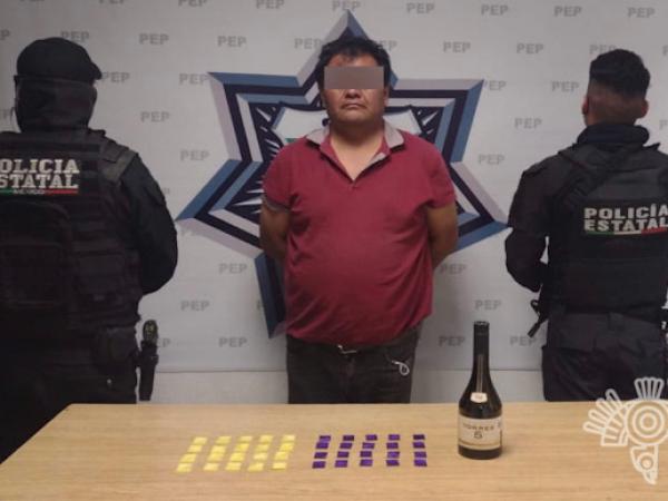 Cae narcomenudista en Cuautlancingo; ofreció 10 mil pesos para ser liberado