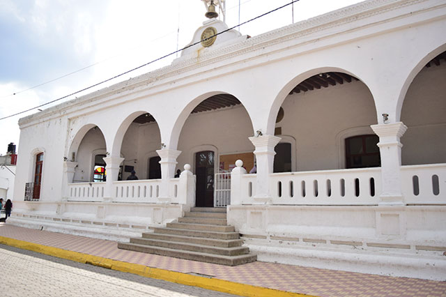 Desmienten toma de alcaldía de Cuyoaco tras muerte de párroco