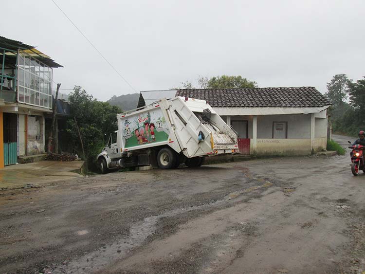 Daña basurero privado bosque y ríos de Huauchinango