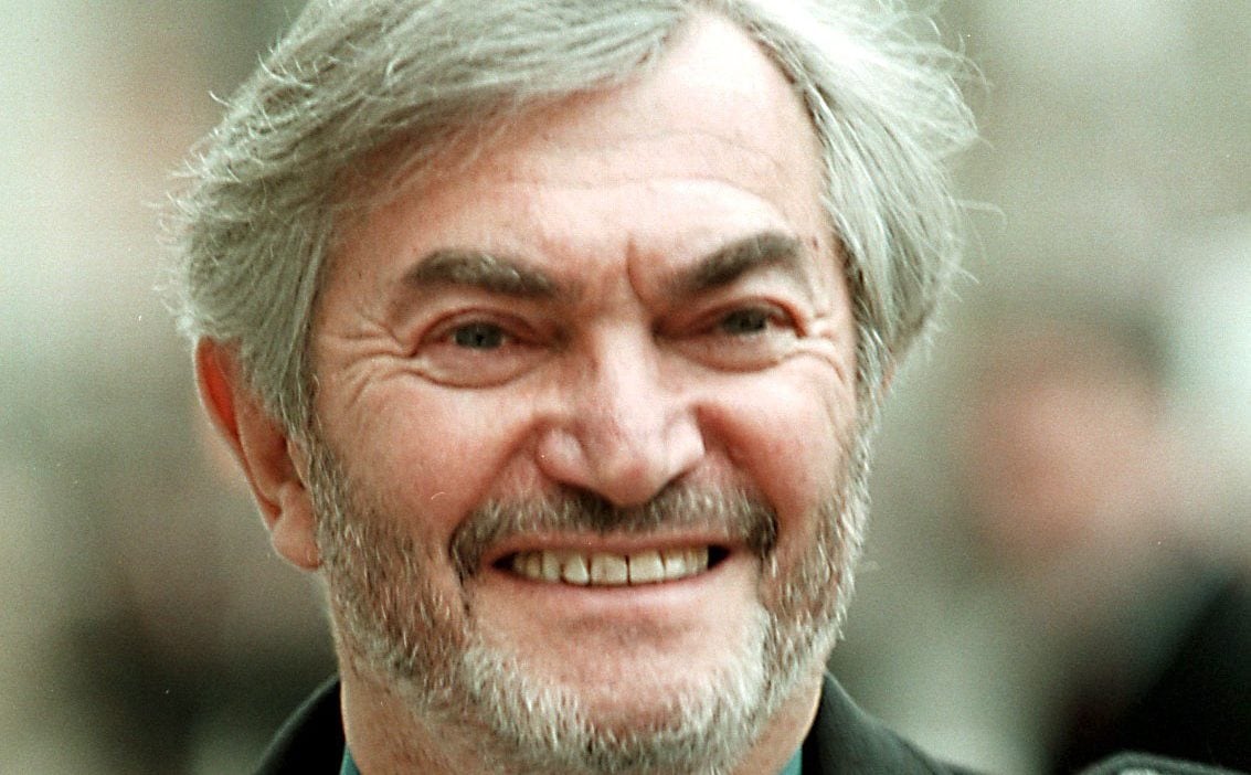 Fallece Monty Norman, escritor del tema principal de James Bond