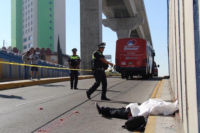 Martes trágico en carreteras de Puebla dejó 4 personas muertas
