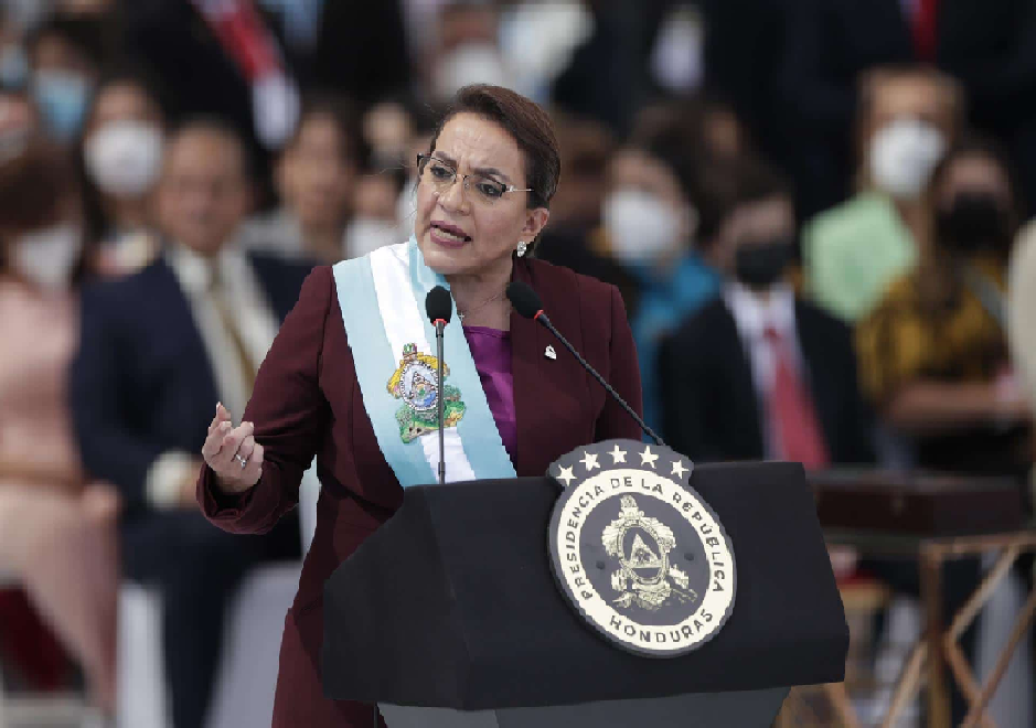 Xiomara Castro jura como presidenta de Honduras