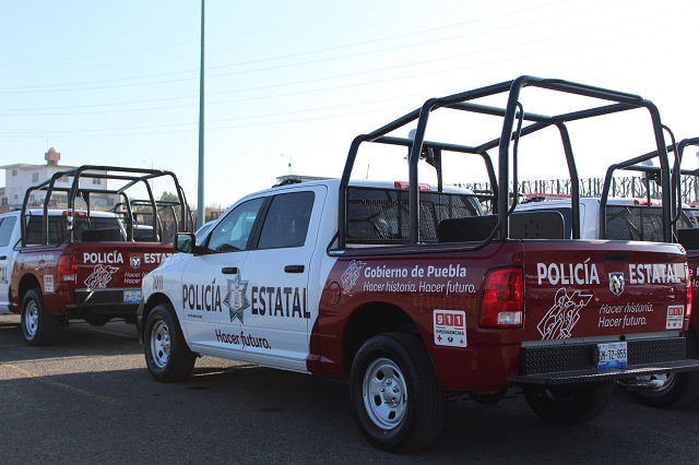 Sin preferencias entrega de mil nuevas patrullas en municipios de Puebla: SSP