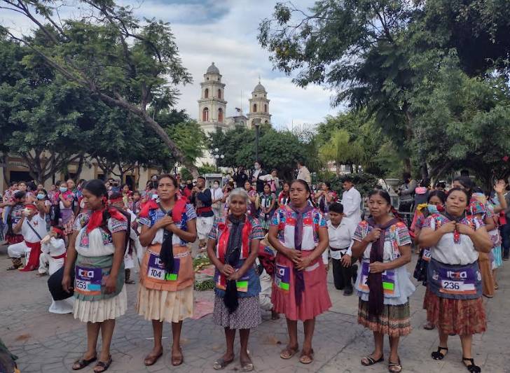 Alrededor de 400 mujeres participan en la Carrera de la Tortilla en Tehuacán