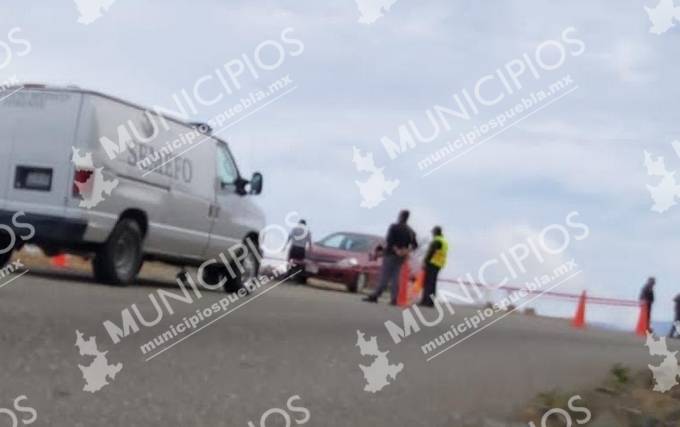 Localizan a dos hombres ejecutados y con narcomensaje en Coxcatlán