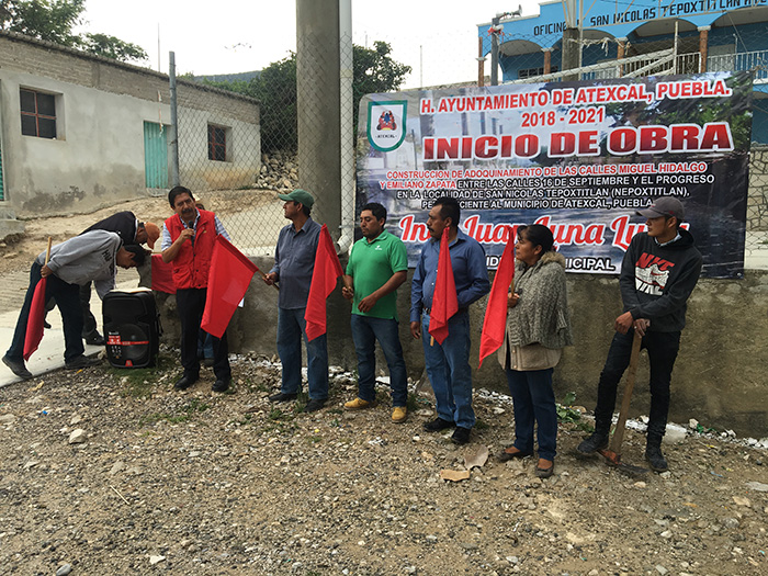 Invierte Ayuntamiento de Atexcal en pavimentaciones