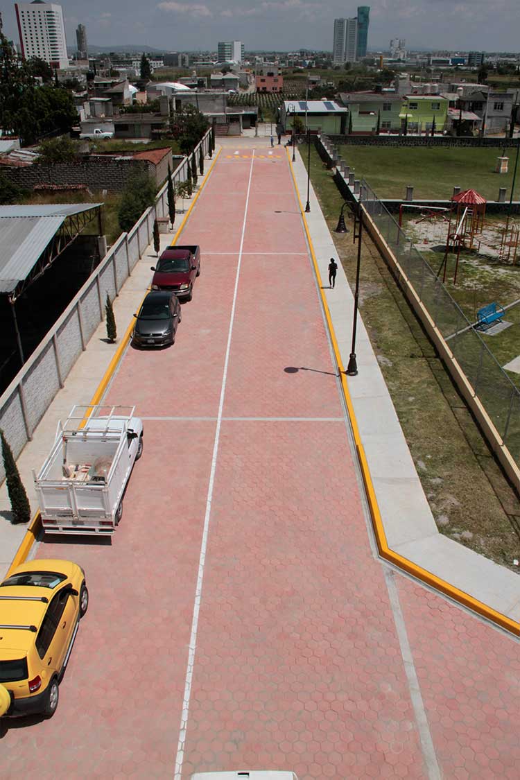 Entrega Ayuntamiento de San Andrés obra en Tlaxcalancingo